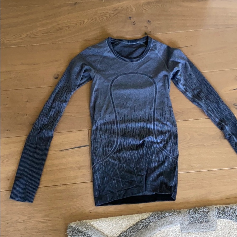 Lululemon shirt